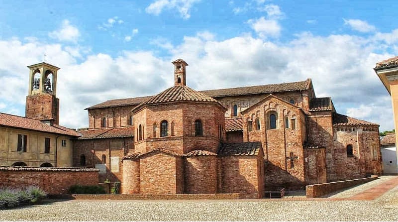 Il complesso monumentale di Santa Maria Maggiore a Lomello