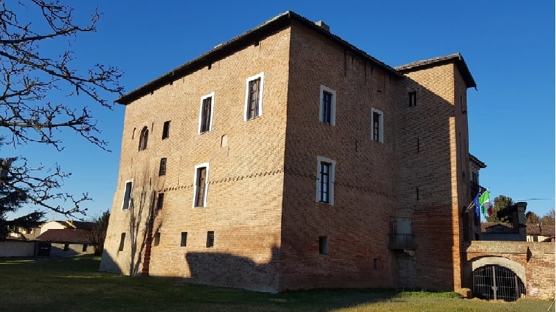 Il castello Crivelli di Lomello